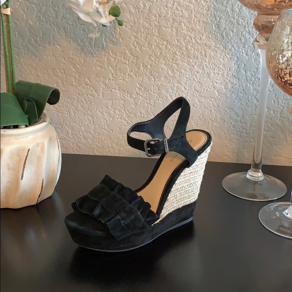 Gianni Bini black suede wedge sandals